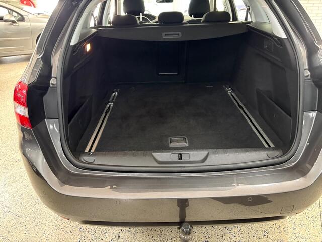 Peugeot 308 1.2 PURET.BLUE LION NAVI / CRUISE / PANORAMADAK / 117dkm! NAP!