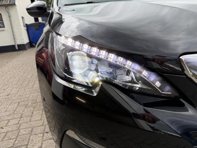 Peugeot 308 SW 1.2 Turbo 130 PK Automaat GT-line | Achteruitrijcamera | 17 inch LM-Velgen | Full-led Koplampen | Trekhaak | Panoramadak | Dodehoek bewaking | Denon HIFI Audio installatie | Volautomaat |