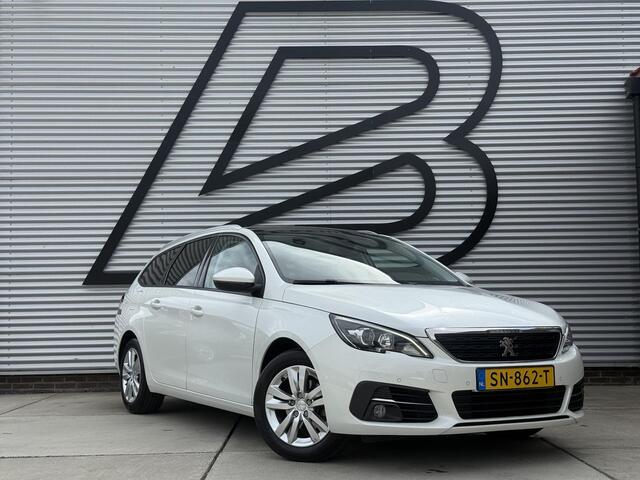 Peugeot 308 SW 1.2 PureTech Blue Lease Executive 2e Eigenaar|Navi|Clima|Cruise|Pano|Trekhaak|Carplay|PDC V+A|D-riem vv in2024|N.A.P|APK tot 04-2027