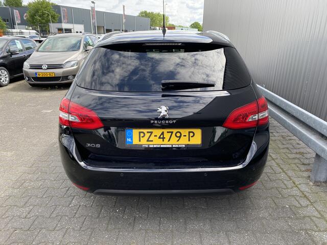 Peugeot 308 SW 1.2 PureTech Blue Lease Premium Clima, CC, CarPlay, Pano, PDC, LM, nw. APK - Inruil Mogelijk -