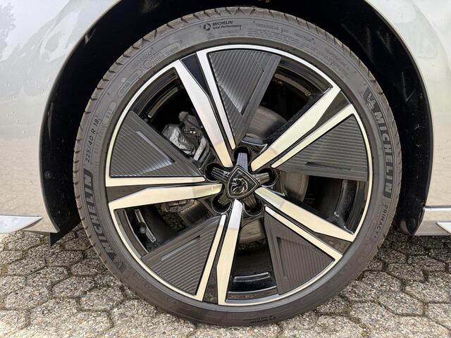 Peugeot 308 SW Hybrid 136 e-DCS6 GT Automaat / Apple Carplay Android Auto / Navigatie / Adaptief cruise control / Keyless Entry/Start / Rondomzicht camera / Lichtmetalen wielen 18" /
