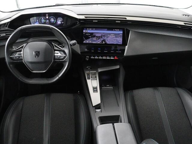 Peugeot 308 1.6 HYbrid 180 Allure Pack Business | SOH 93,8% | Trekhaak | Adaptive cruise | Half leder | Camera | Carplay | Navigatie | Keyless | Full LED | Parkeerhulp | Climate control | PHEV | Plug In