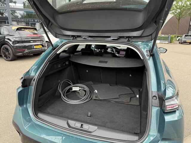 Peugeot 308 SW 1.6 Plug-in Hybrid 180 Allure PHEV | VAN: 26.900,- VOOR: 24.877,- UW WKVOORDEEL: 2.023,- | STOELVERWARMING| DEALER ONDERHOUDEN| DODE HOEK SENSOR| ACHTERUITRIJCAMERA| RIJKLAARPRIJS INCL. 12 MND BOVAG GARANTIE|