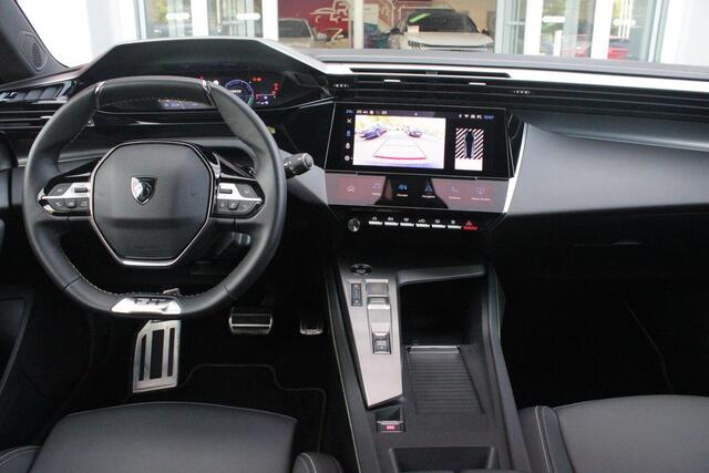 Peugeot 308 SW 1.6 Plug-in Hybrid 225 GT | PANORAMA SCHUIF/KANTEL DAK | 18" LICHTMETALEN VELGEN | ACHTERUITRIJ CAMERA | PARKEERSENSOREN VOOR + ACHTER | LED MATRIX KOPLAMPEN | NAVIGATIE | ELEKTRISCH BEDIENBARE BESTUURDERSSTOEL MET MASSAGE FUNCTIE | STOEL VERWAMING | D