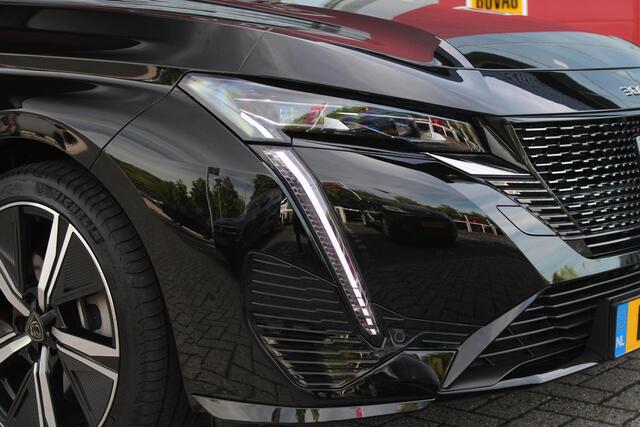Peugeot 308 SW 1.6 Plug-in Hybrid 225 GT | PANORAMA SCHUIF/KANTEL DAK | 18" LICHTMETALEN VELGEN | ACHTERUITRIJ CAMERA | PARKEERSENSOREN VOOR + ACHTER | LED MATRIX KOPLAMPEN | NAVIGATIE | ELEKTRISCH BEDIENBARE BESTUURDERSSTOEL MET MASSAGE FUNCTIE | STOEL VERWAMING | D