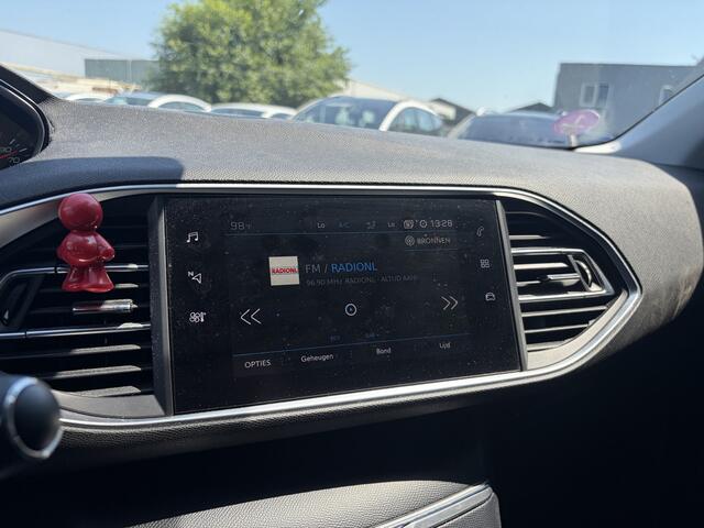 Peugeot 308 SW BJR 2020 1.2 111 PK PureTech Active CAMERA | CARPLAY+ANDROID AUTO | CLIMA | LMV | PRIVACY GLAS | CRUISE