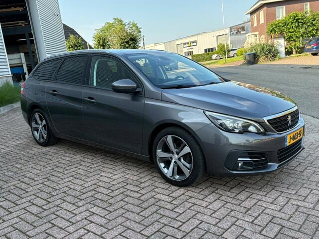 Peugeot 308 1.2 Allure Distributie V.V. Xenon Sensoren Velgen