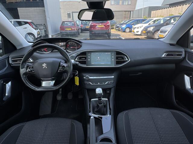 Peugeot 308 1.2 PureTech Blue Lease Executive ? Panorama dak ? Carplay ? Rijklaar ?