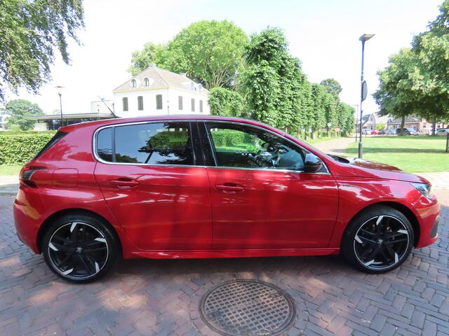 Peugeot 308 1.2 PureTech GT-line 131 PK !! Alcantara/Leer Panoramadak Carplay Led Xenon Keyless Navigatie Achteruitrijcamera Ecc Cruisecontrol Pdc Lm Velgen