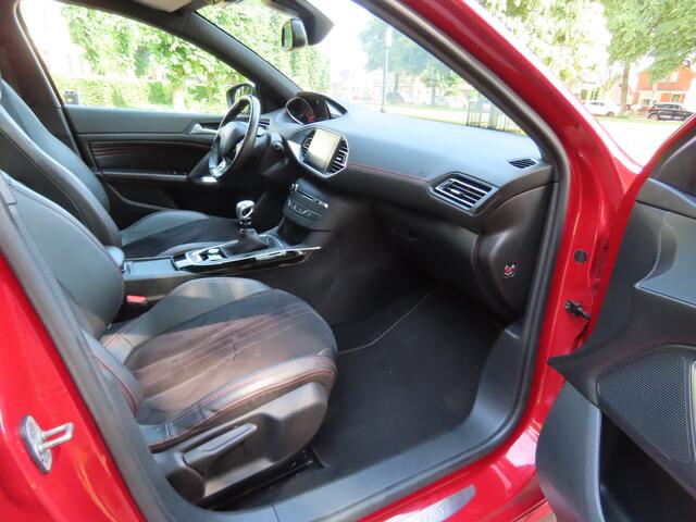 Peugeot 308 1.2 PureTech GT-line 131 PK !! Alcantara/Leer Panoramadak Carplay Led Xenon Keyless Navigatie Achteruitrijcamera Ecc Cruisecontrol Pdc Lm Velgen