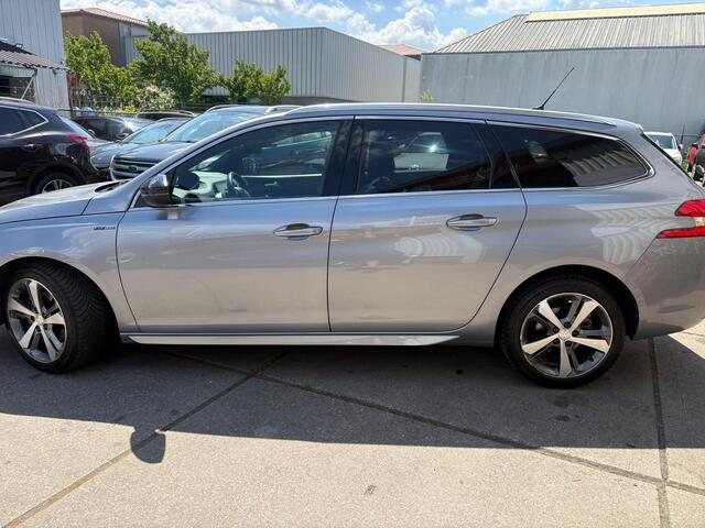 Peugeot 308 SW 1.2 PureTech GT-line Automaat, Clima, cruise, pano, massage, trekhaak Distributieriem is vervangen!
