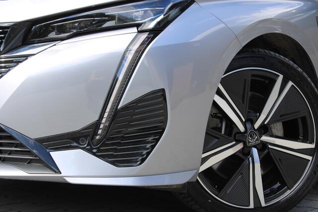 Peugeot 308 SW 1.6 Plug-in Hybrid 225 GT - Panoramadak - 360 camera- Keyless - Matrix - Apple Dab - 18 inch - getint glas