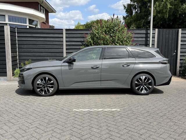 Peugeot 308 SW Allure 1.2 Hybrid 145PK e-DCS6 Automaat Navigatie, Rondomzichtcamera, Keyless, Apple Carplay, Android Auto, Draadloze Telefoonlader
