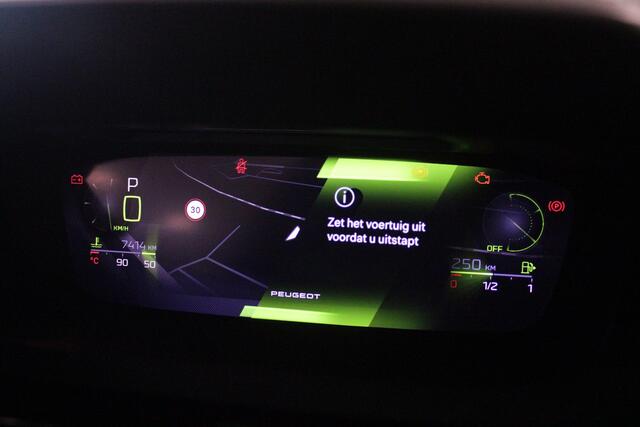 Peugeot 308 1.2 Hybrid 145PK AUTOMAAT GT | PANORAMA SCHUIF/KANTEL DAK | AFNEEMBARE TREKHAAK | NAVIGATIE | SENSATION PACK: FOCAL HIFI SYSTEM (PREMIUM HIFI SYSTEEM MET 10 SPEAKERS)/DRAADLOZE TELEFOONLADER | 360° VISION & DRIVE ASSIST PLUS PACK: ACHTERUITRIJCAMERA 360°