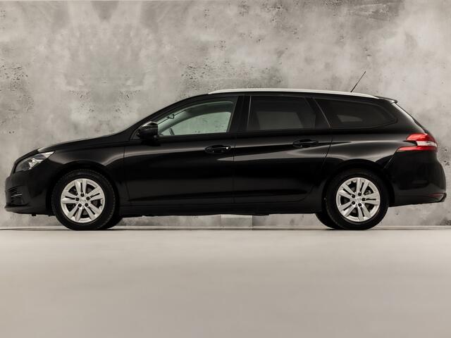 Peugeot 308 SW 1.2 PureTech Sport (PANORAMADAK, APPLE CARPLAY, GROOT NAVI, PARKEERSENSOREN, GETINT GLAS, SPORTSTOELEN, LANE ASSIST, CRUISE, NIEUWSTAAT)