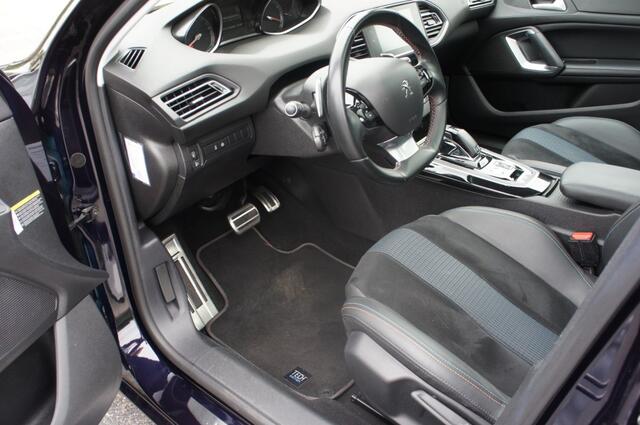 Peugeot 308 1.2 PURETECH TECHEDITION TREK/PANO/LEDER/CRUISEADAPTIEF/NAVI/CAM PERFECTE STAAT