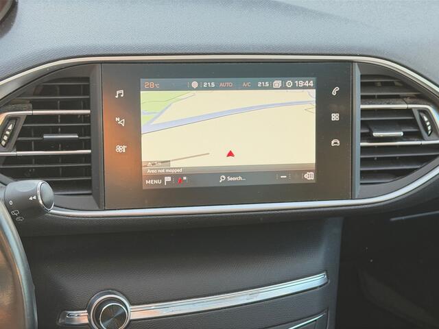 Peugeot 308 SW 1.2 PureTech Blue Lease Executive- Panoramadak, Carplay, Android Auto, Xenon Led, Lane Assist