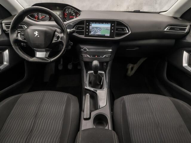 Peugeot 308 SW 1.2 PureTech Sport (PANORAMADAK, NAVIGATIE, PARKEERSENSOREN, SPORTSTOELEN, GETINT GLAS, CRUISE, LM VELGEN, NIEUWSTAAT)