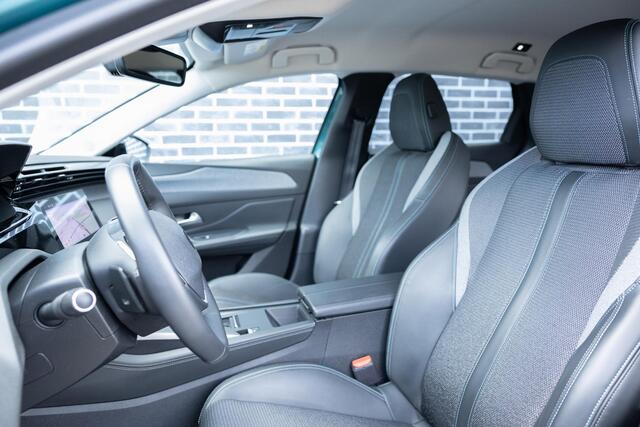 Peugeot 308 SW 1.6 HYbrid 180 Allure Pack Business | Achteruitrijcamera | Parkeersensoren | Cruise Control Adaptief | Dodehoekdetectie | Stoelverwarming | Lichtmetalen Velgen 17 inch | Navigatie | Apple Carplay | Android Auto | Plug-in Hybrid (PHEV)