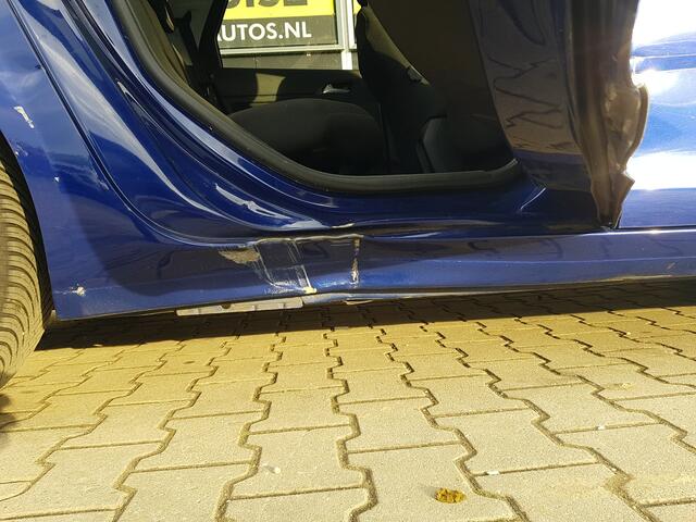 Peugeot 308 SW 1.2 PureTech Blue Lease Executive