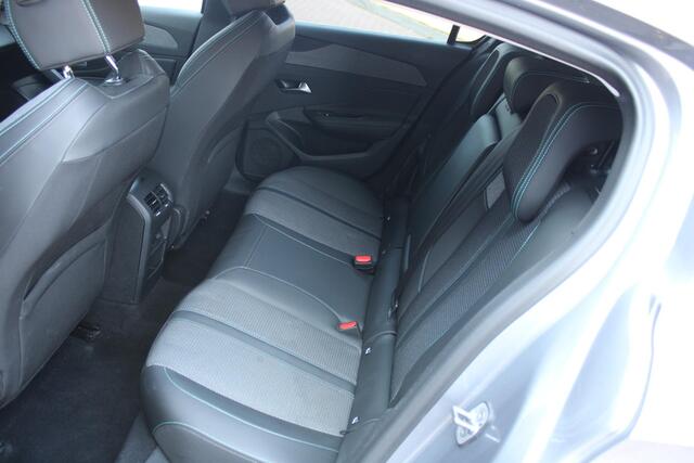 Peugeot 308 1.2 PureTech Allure NAVIGATIE - ACHTERUITRIJCAMERA