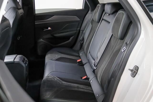 Peugeot 308 1.6 Plug-in Hybrid 180 GT-Line 360camera, DAB, Alcantara, Apple Carplay/Android Auto,