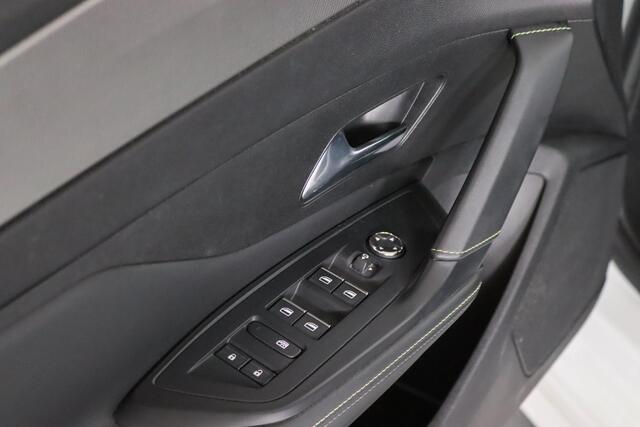 Peugeot 308 1.6 Plug-in Hybrid 180 GT-Line 360camera, DAB, Alcantara, Apple Carplay/Android Auto,