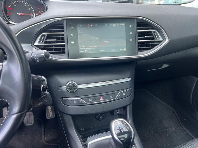 Peugeot 308 SW 1.2 PureTech Blue Lease Executive | Nieuw binnen | Trekhaak | RIJKLAAR