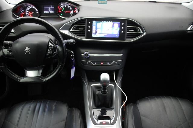 Peugeot 308 SW 1.2 PureTech Premium - Panorama, Carplay, Leer, Stoelverw.