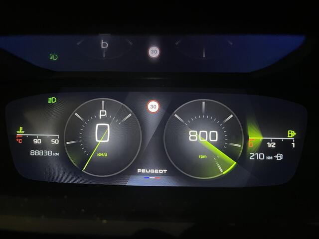 Peugeot 308 1.2 PureTech GT | PANORAMADAK | LEER | CAMERA | STOELVERWARMING |