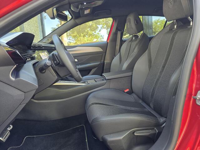 Peugeot 308 GT 1.2 Turbo 130pk EAT8 | FOCAL HIFI | 360° CAMERA | ADAPTIVE CRUISE | NAVI | DAB+ | ALL-SEASON BANDEN | ALCANTARA/LEDER |