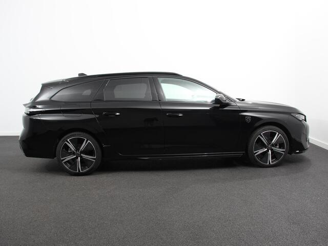Peugeot 308 1.2 PureTech Automaat GT Climate control Adaptive cruise control Parkeersensoren Achteruitrijcamera Navigatie LED Apple Carplay/ Android Auto