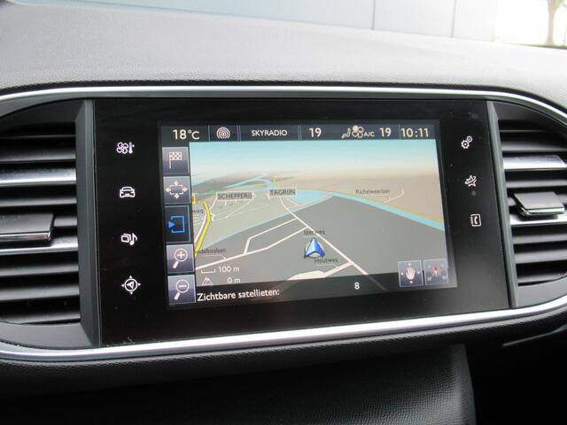 Peugeot 308 SW 1.2 PureTech Blue Lease Premium | Led | Navigatie | Clima | Cruise | Donker glas