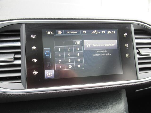 Peugeot 308 SW 1.2 PureTech Blue Lease Premium | Led | Navigatie | Clima | Cruise | Donker glas