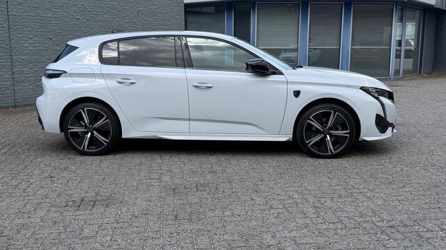 Peugeot 308 1.2 GT AUTOMAAT 18''LM 360 CAM 136PK NARDO