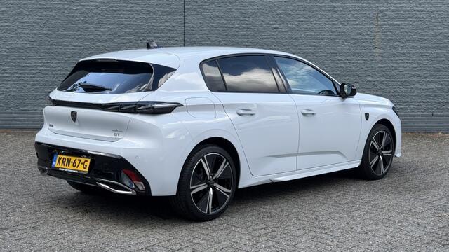 Peugeot 308 1.2 GT AUTOMAAT 18''LM 360 CAM 136PK NARDO