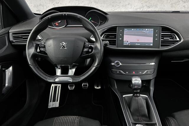Peugeot 308 SW 1.2 PureTech GT-line | Panoramadak | Trekhaak | Cruise control