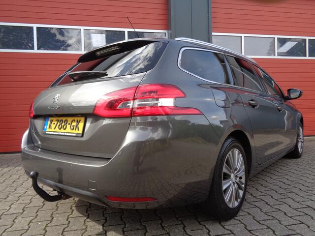 Peugeot 308 SW 1.2 PureTech Blue Lease Premium,Camera,Panodak,Trekhaak!
