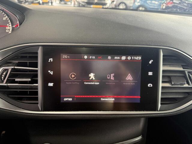 Peugeot 308 SW 1.2 PureTech GT-line Automaat | Carplay | Panoramadak | PDC | Cruise | Dealer onderhouden.