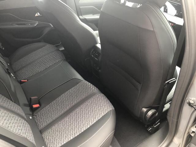 Peugeot 308 SW 1.6 Plug-in Hybrid 195 Allure 195pk | Rondom Camera | Stoel - Stuurverwarming | Trekhaak | Climate Control | Apple Carplay - Android Auto | Keyless Start