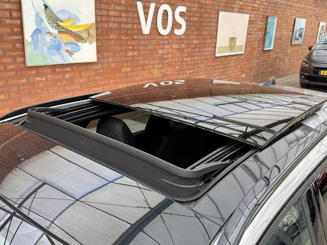 Peugeot 308 SW Plug-in Hybrid 225 GT | Schuifdak | Stoelverwarming | Memory Seats | Keyless | Dodehoekdetectie | Carplay/Android Auto | Unieke km stand |
