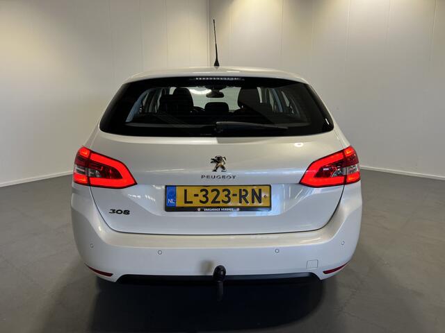 Peugeot 308 SW 1.2 PureTech Blue Lease Active | Android Auto/Apple Carplay | LM Velgen 16" | Achteruitrijcamera | Cruise Control | Head-Up Display | Airco |