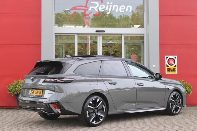 Peugeot 308 SW Peugeot 308 SW 1.2 Hybrid 145PK GT AUTOMAAT | PANORAMA SCHUIF/KANTEL DAK | AFNEEMBARE TREKHAAK | NAVIGATIE | SENSATION PACK: FOCAL HIFI SYSTEM (PREMIUM HIFI SYSTEEM MET 10 SPEAKERS)/DRAADLOZE TELEFOONLADER | 360° VISION & DRIVE ASSIST PLUS PACK: ACHTERUITRIJCAMERA 360° VISIOPARK 3 (4 CAMERA'S)/PARKEERHULP VOOR EN ACHTER/ANTI DIEFSTAL ALARM/PEUGEOT i-COCKPIT MET CONFIGUREERBAAR 3D-INSTRUMENTENPANEEL/CLEAN CABIN | | 18" LICHTMETALEN VELGEN "PORTLAND" | DRAADLOZE APPLE CARPLAY/ANDROID AUTO | KEYLESS ENTRY/START | SFEER VERLICHTING | ZWARTE HEMELBEKLEDING | FULL LED MATRIX KOPLAMPEN | VERLICHT LOGO | DODEHOEK DETECTIE |