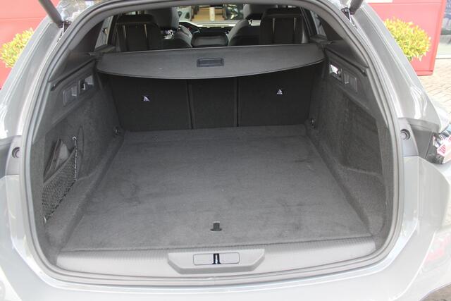Peugeot 308 SW Peugeot 308 SW 1.2 Hybrid 145PK GT AUTOMAAT | PANORAMA SCHUIF/KANTEL DAK | AFNEEMBARE TREKHAAK | NAVIGATIE | SENSATION PACK: FOCAL HIFI SYSTEM (PREMIUM HIFI SYSTEEM MET 10 SPEAKERS)/DRAADLOZE TELEFOONLADER | 360° VISION & DRIVE ASSIST PLUS PACK: ACHTERUITRIJCAMERA 360° VISIOPARK 3 (4 CAMERA'S)/PARKEERHULP VOOR EN ACHTER/ANTI DIEFSTAL ALARM/PEUGEOT i-COCKPIT MET CONFIGUREERBAAR 3D-INSTRUMENTENPANEEL/CLEAN CABIN | | 18" LICHTMETALEN VELGEN "PORTLAND" | DRAADLOZE APPLE CARPLAY/ANDROID AUTO | KEYLESS ENTRY/START | SFEER VERLICHTING | ZWARTE HEMELBEKLEDING | FULL LED MATRIX KOPLAMPEN | VERLICHT LOGO | DODEHOEK DETECTIE |