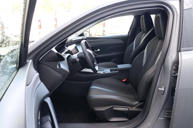 Peugeot 308 SW 1.6 Plug-in Hybrid 180 Allure | Adap. Cruise | 360 Camera | Carplay | Climate Control