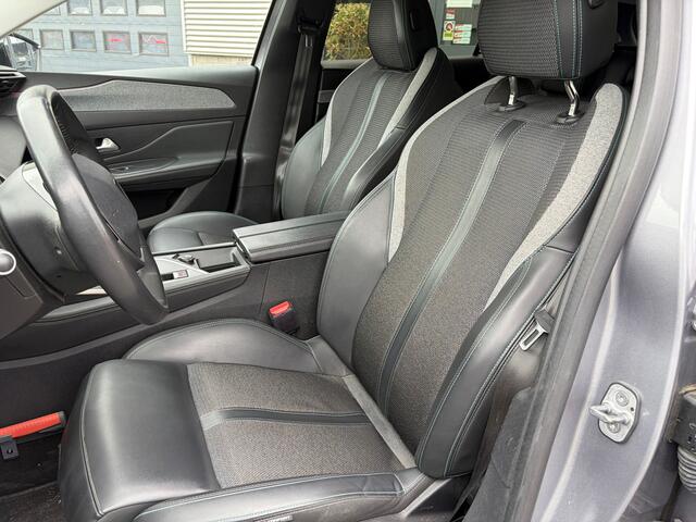 Peugeot 308 1.2 PureTech Allure Pack Business
