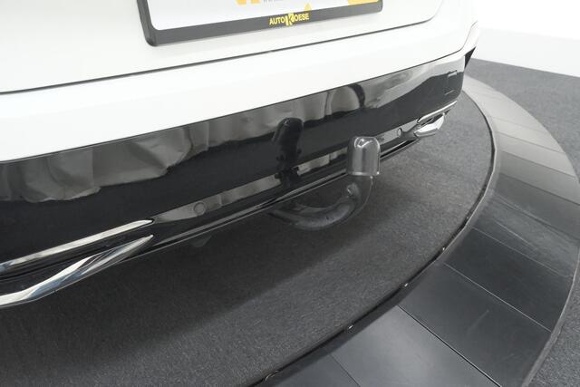 Peugeot 308 SW 1.6 HYbrid 180 GT Pack Business | Trekhaak | 360 Camera | Adaptieve Cruise Control | Elektronische Kofferklep