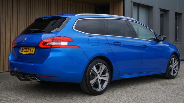 Peugeot 308 SW 1.2 PureTech 131pk GT-Line Pano.Dak Leder/Alcantara 17inch LM Trekhaak Keyless *NL auto* Blue Vertigo Metallic