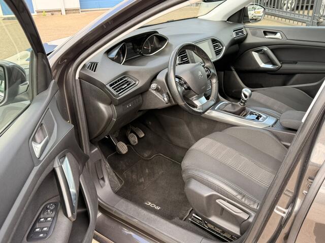 Peugeot 308 SW 1.5 BlueHDi EURO 6, Allure, AIRCO(CLIMA), CRUISE CONTROL, PARKEERSENSOTREN V+A, PANORAMADAK, GROOT NAVIGATIE MULTIMEDIASYSTEEM, 4X ELEK-RAMEN, TREKHAAK, CENT-VERGRENDELING, LM-VELGEN