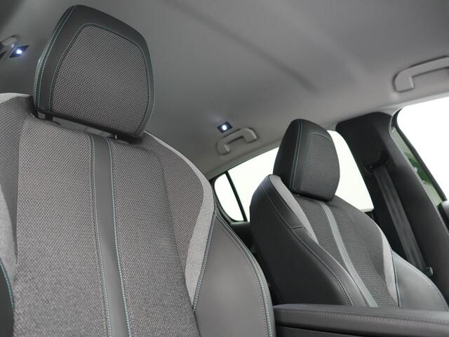 Peugeot 308 1.6 180 Allure PHEV 180pk Dealer O.H | Adaptive Cruise | 360 Camera | Sportstoelen & Stuur Verwarmd | Blis | Apple Carplay | Keyless | Navigatie | DAB | Virutal | 17"L.M | Plug In Hybrid